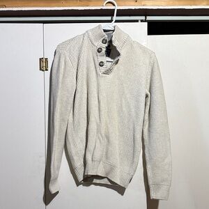 American Eagle Outfitters Cream Turtleneck Sweater